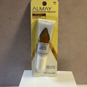 🩷5/$10 Almay Hydrating Concealer 050 Deep